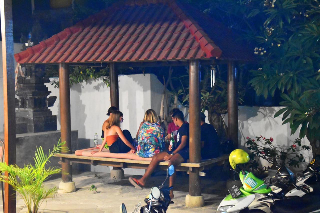Hostel Nusa Penida Exterior photo